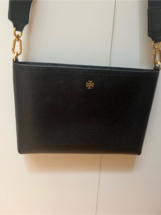 Tory Burch Handbags - Tory Burch - Black Leather Crossbody